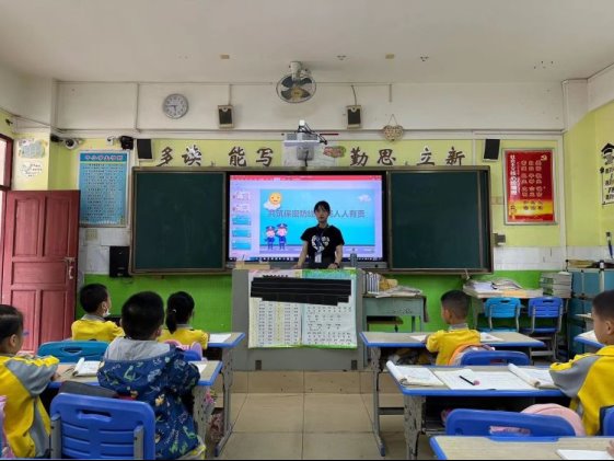 简篇-共筑保密防线 公民人人有责——海口市琼山第五小学开展保密法治宣传系列活动