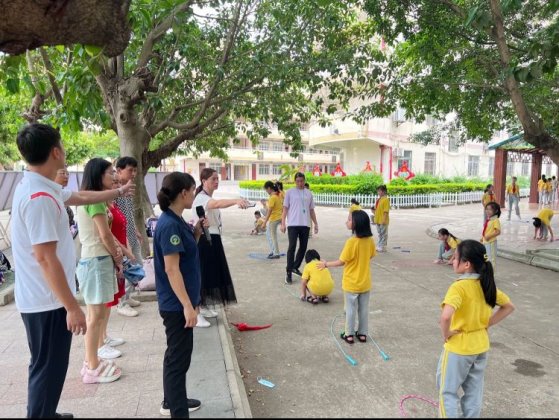 简篇-多彩课堂显特色 课后服务绽光芒——海口市琼山第五小学2023春季特色课后服务